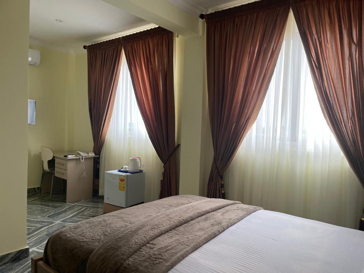 Exotic Palace Hotel Tema Esterno foto