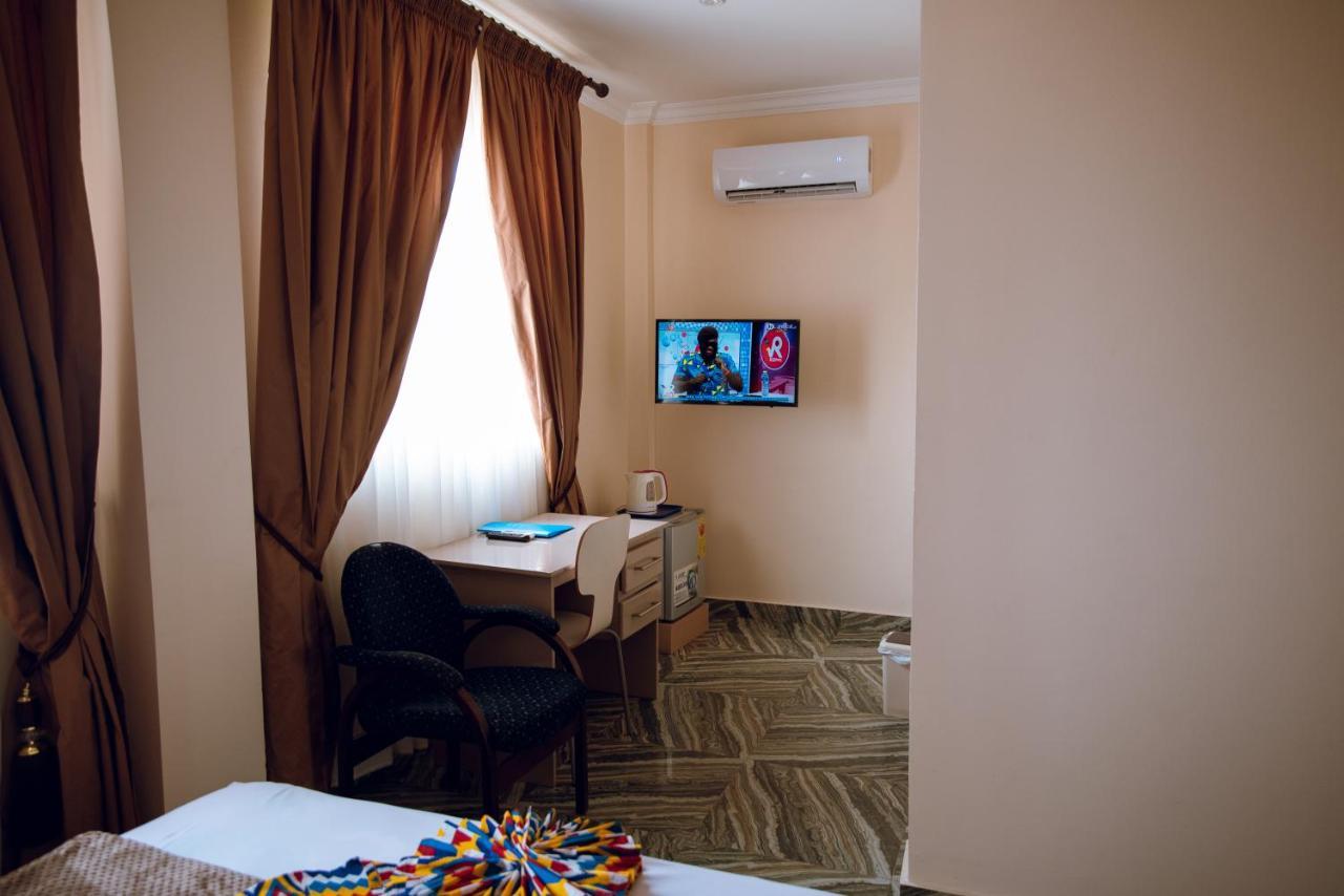 Exotic Palace Hotel Tema Esterno foto