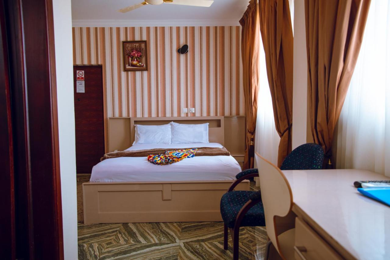 Exotic Palace Hotel Tema Esterno foto